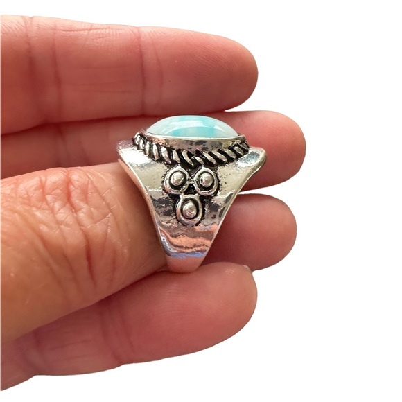 Vintage Look Silver and Sky Blue with White Center - Picture 3 of 6